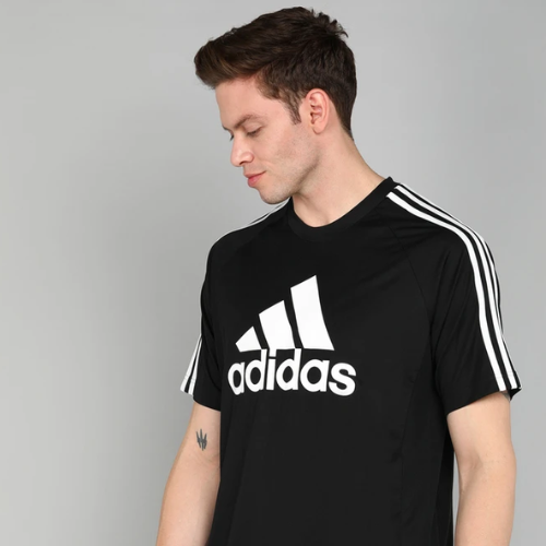 Adidas T-shirt Essentials Logo